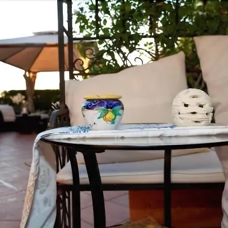 فندق مبيت وإفطار Il Tramonto 3*