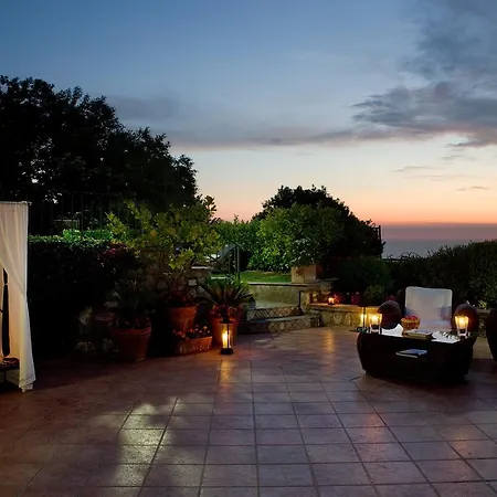 Il Tramonto 3* أناكابْري