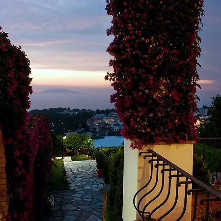 Il Tramonto فندق مبيت وإفطار أناكابْري